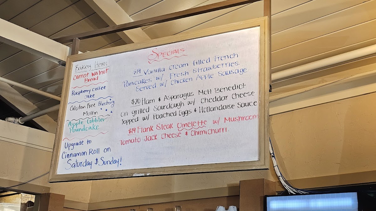 Los Gatos Cafe Uptown - 9