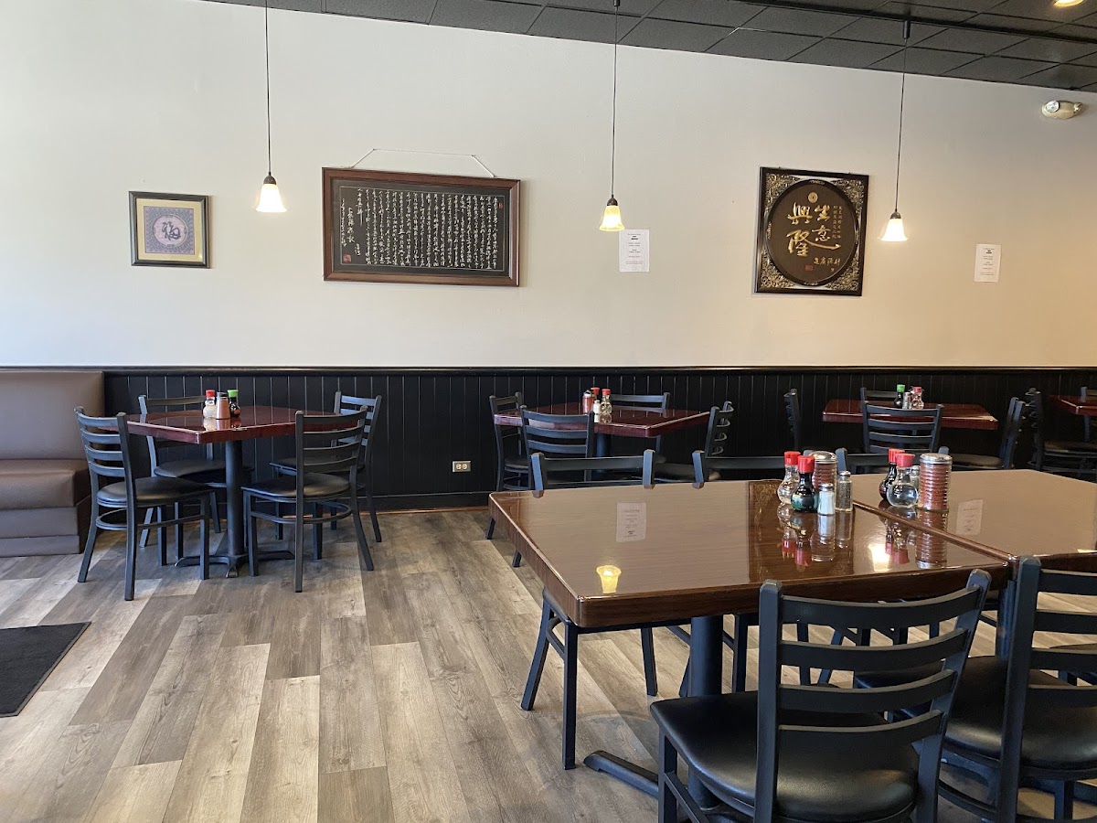 P & Y Cafe Asian Bistro