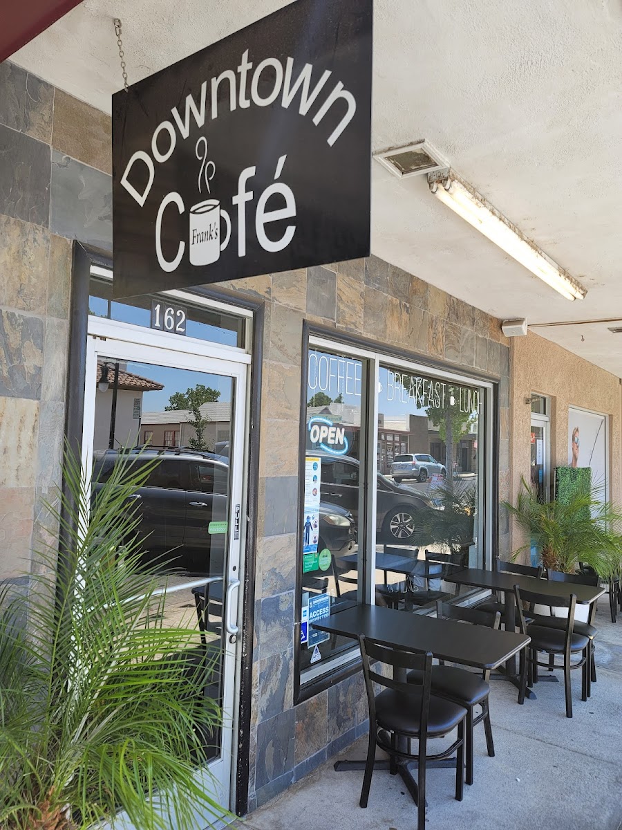 Frank's Downtown Café