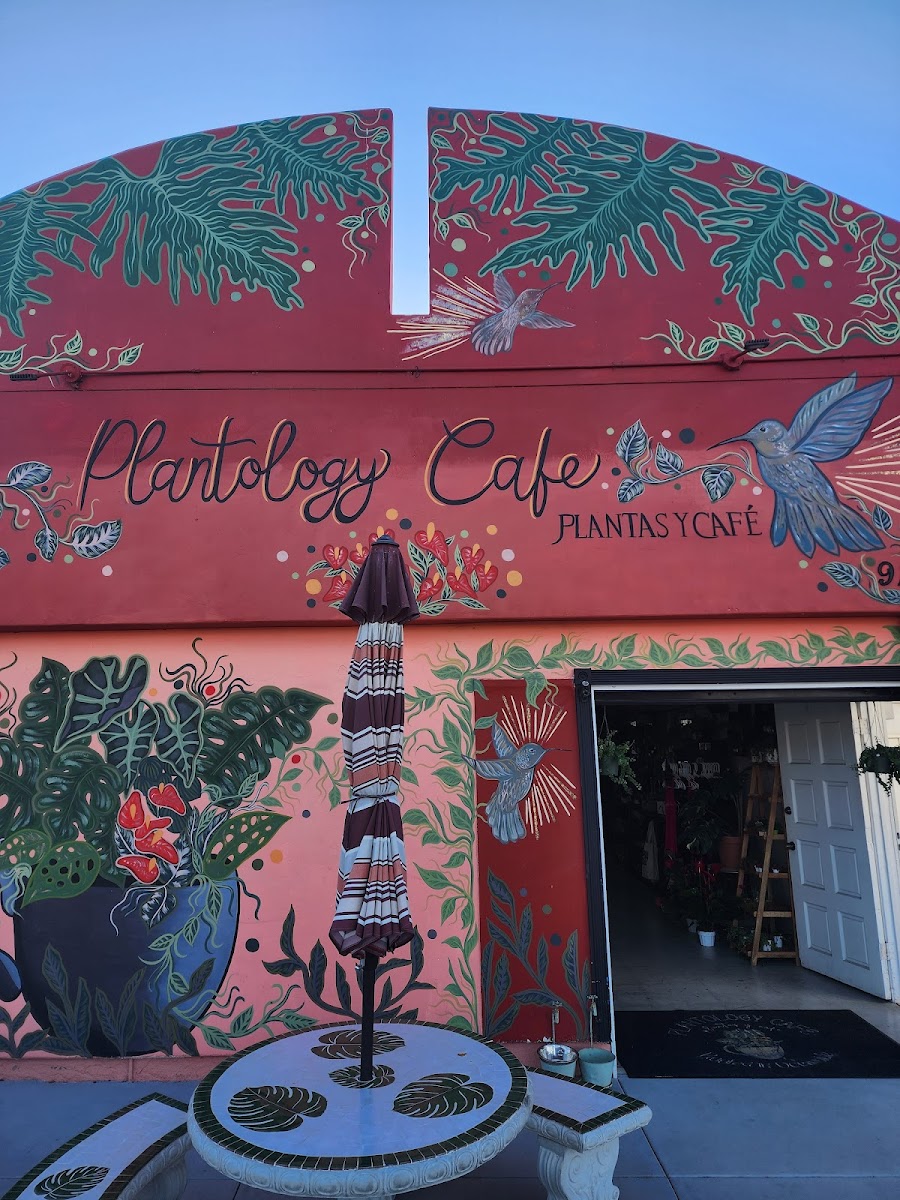 Plantology Cafe