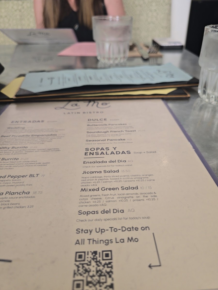 La Mo Restaurant - 7