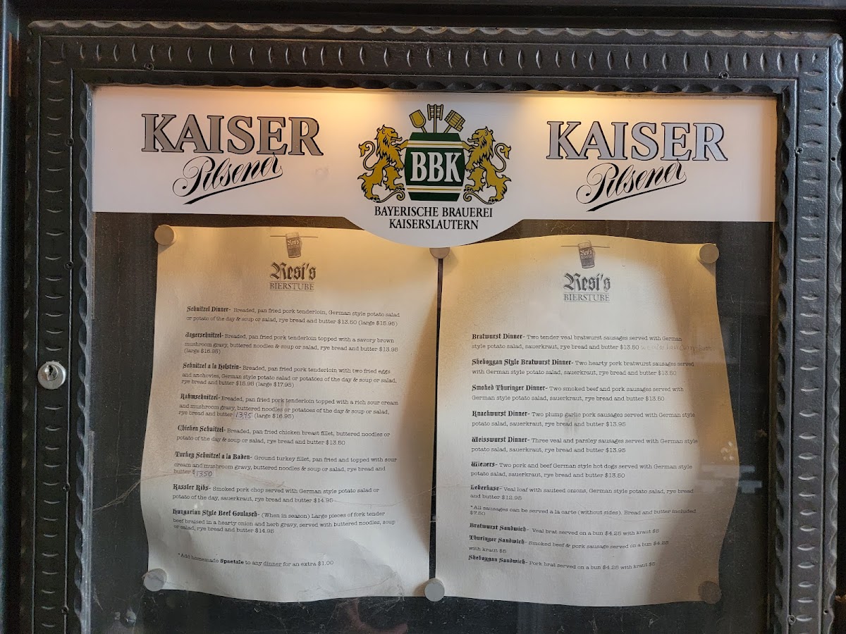 Resi's Bierstube - 6