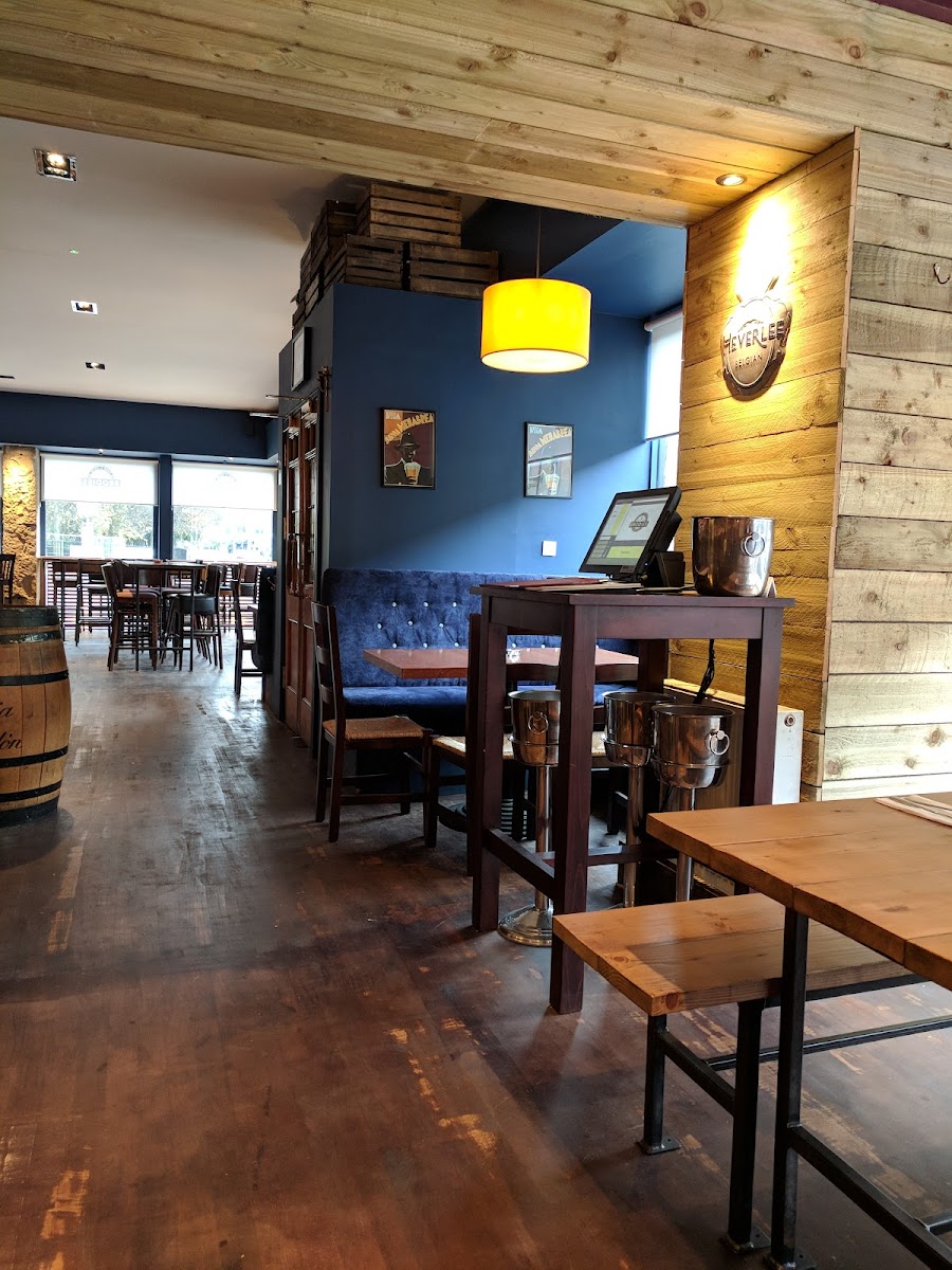 Brodies Bar & Kitchen