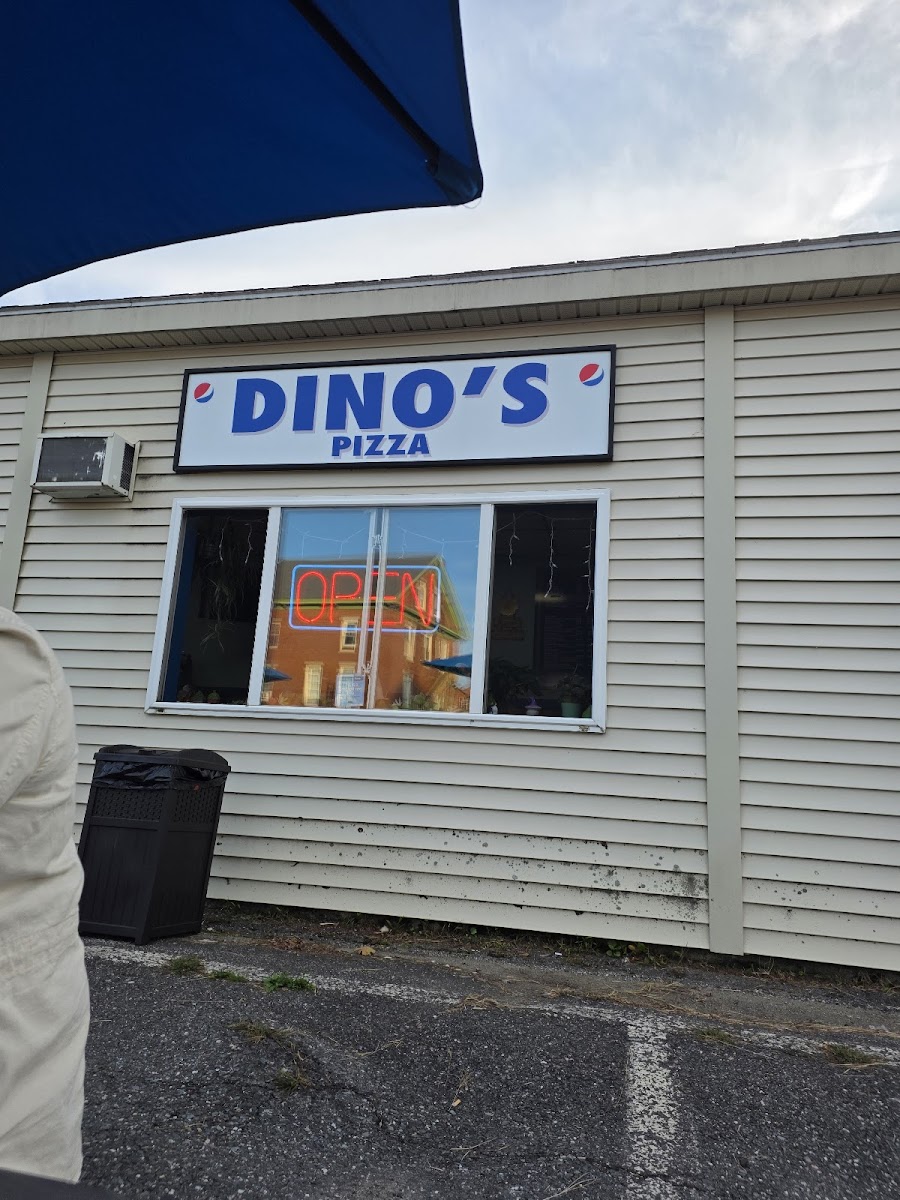 Dinos Pizza