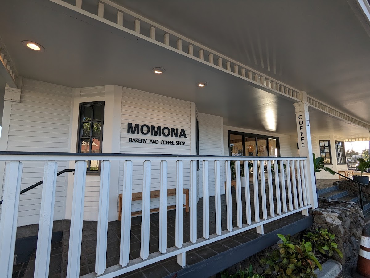 Momona Bakery And Coffee Shop