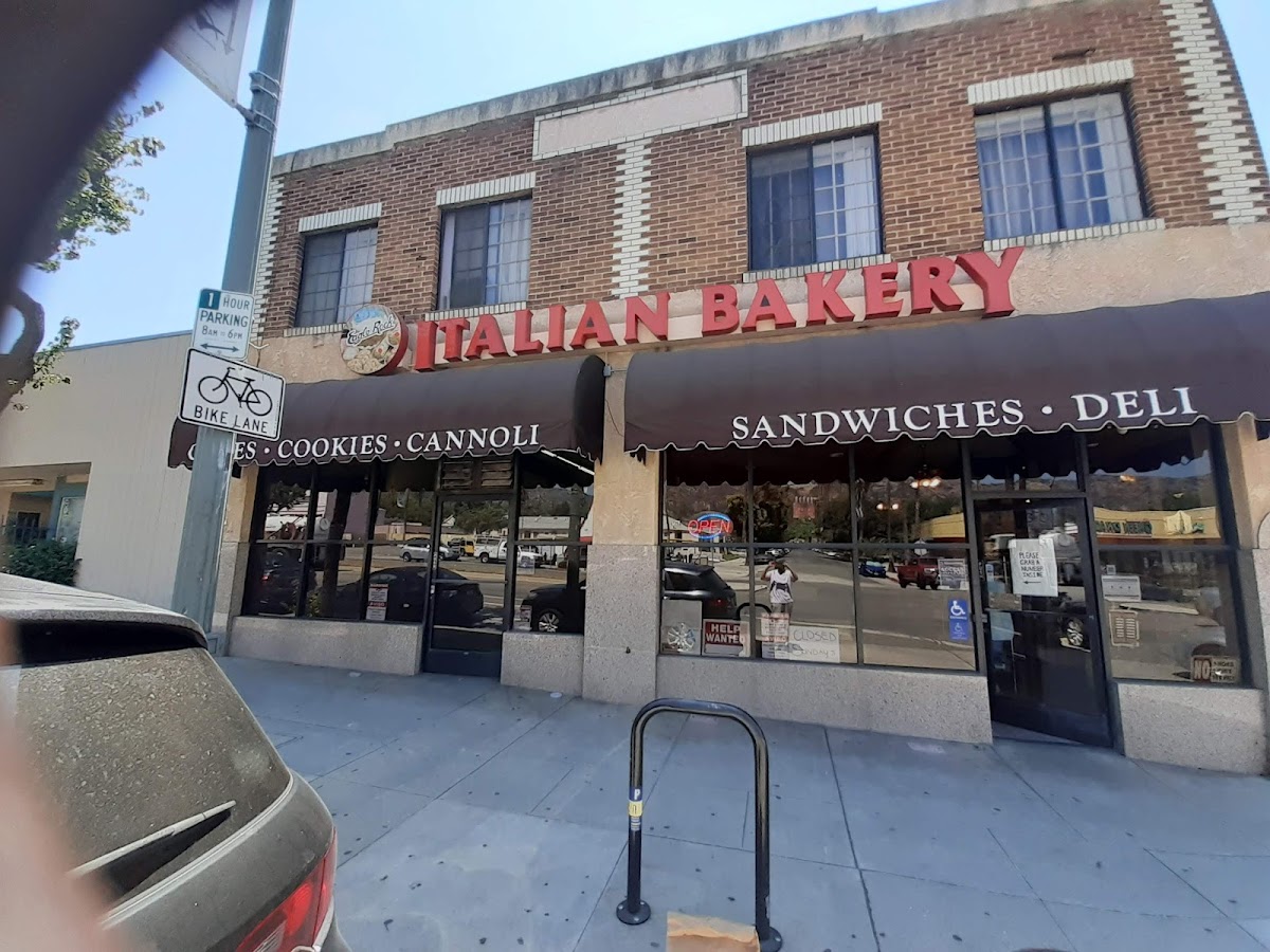 Eagle Rock Italian Bakery & Deli