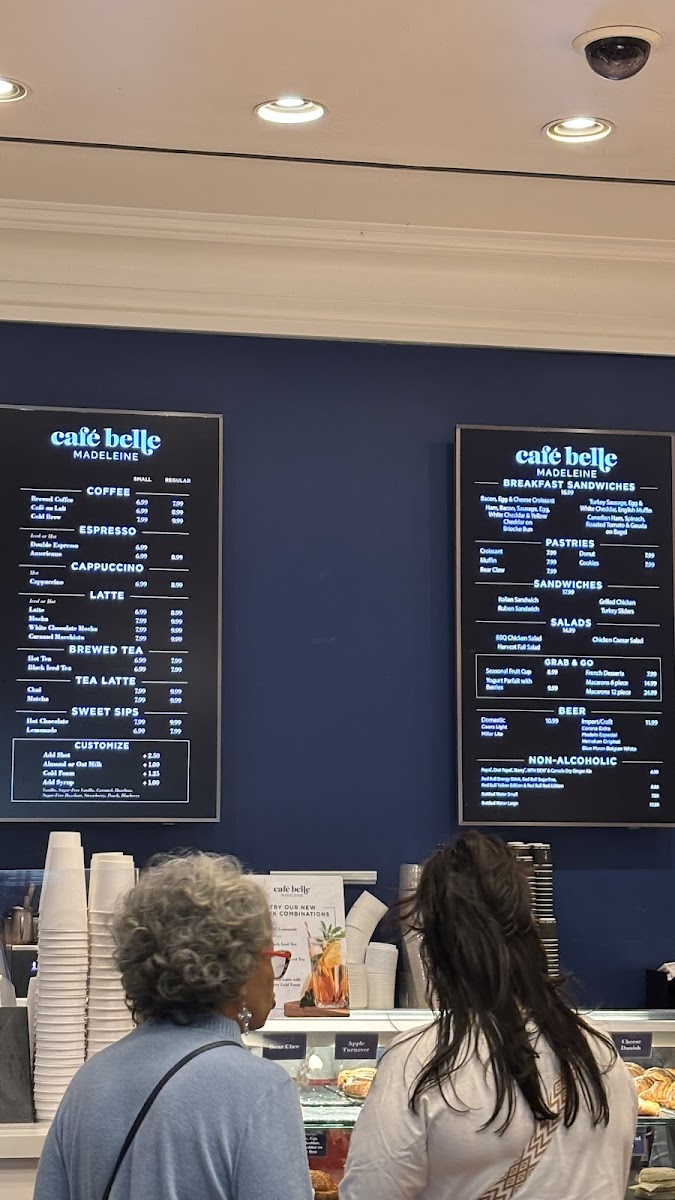 Café Belle Madeleine - 9