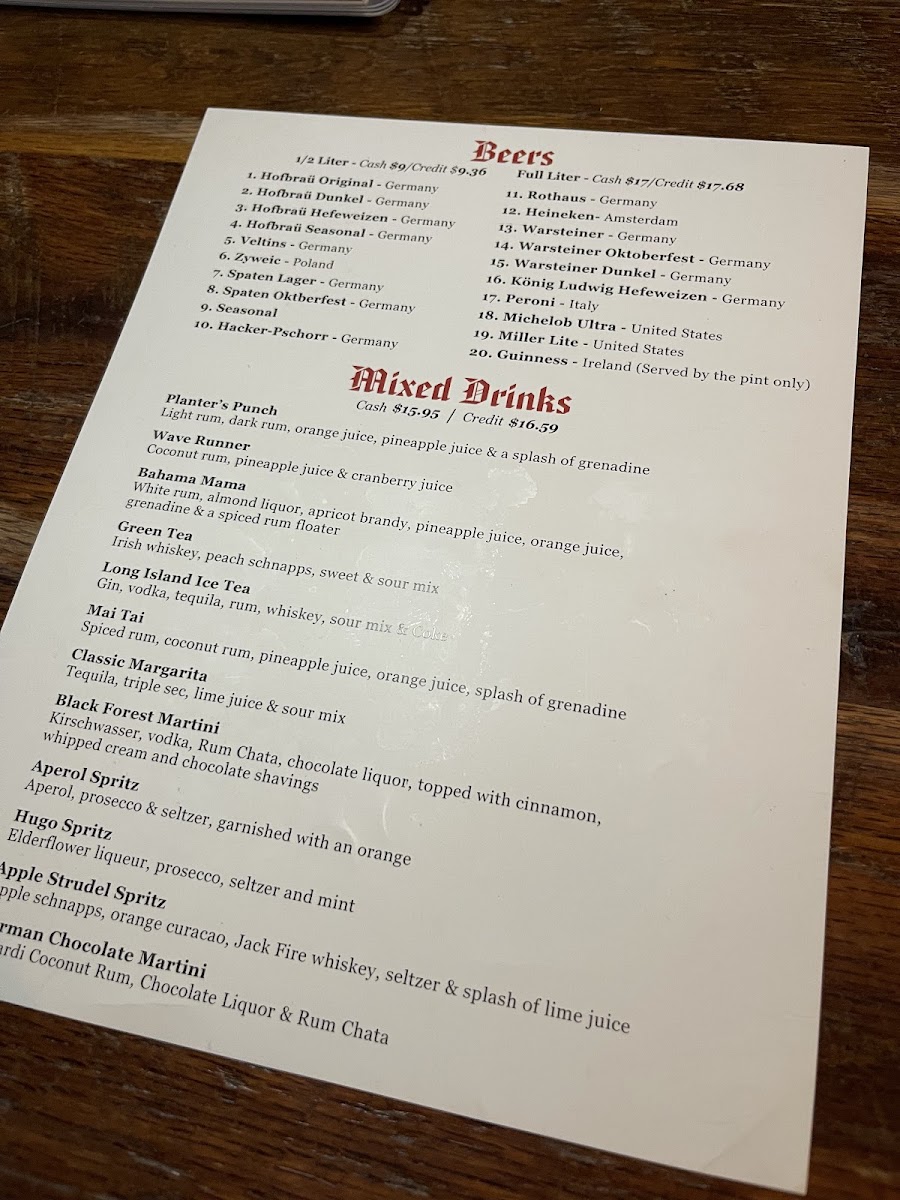 The Village Lanterne - 4