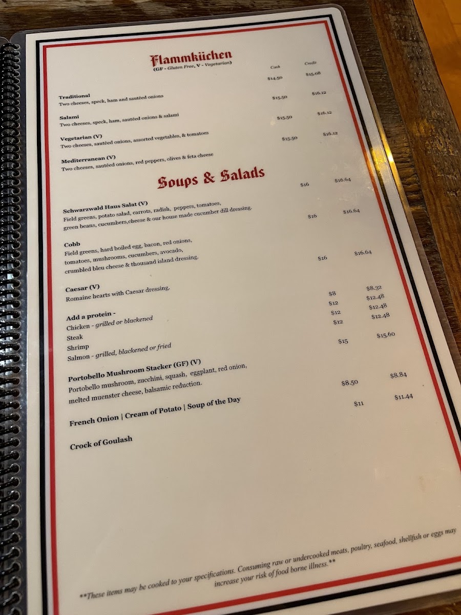 The Village Lanterne - 6