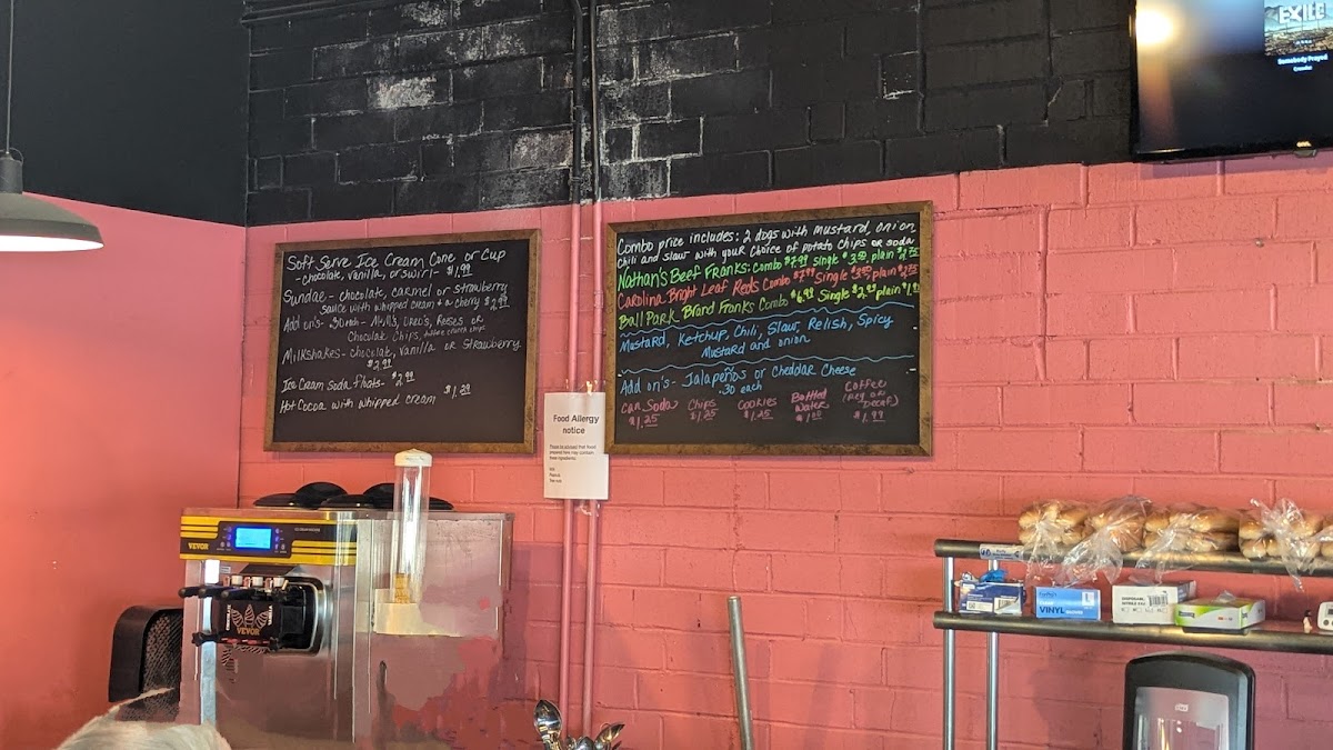 Home Plate Restaurant - 4