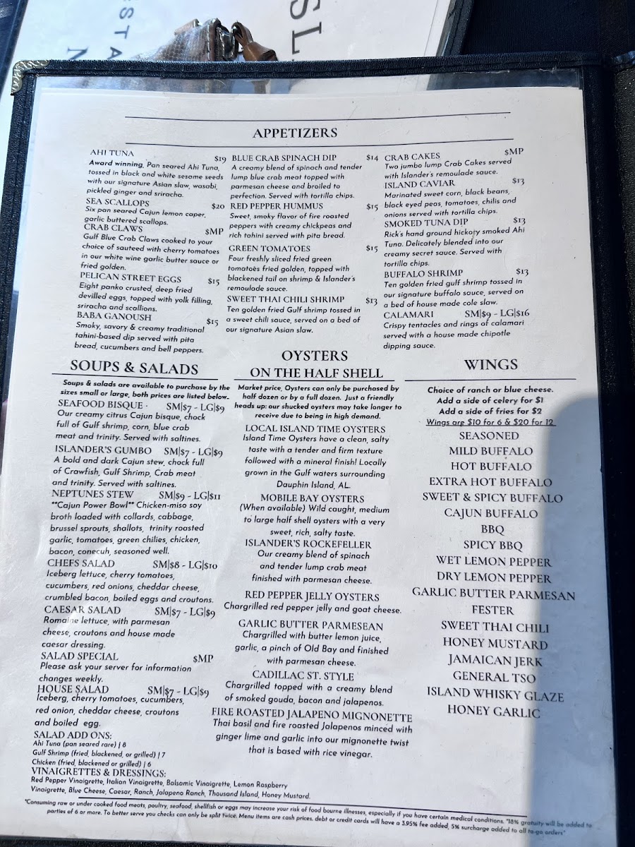 Islanders Restaurant & Bar - 9