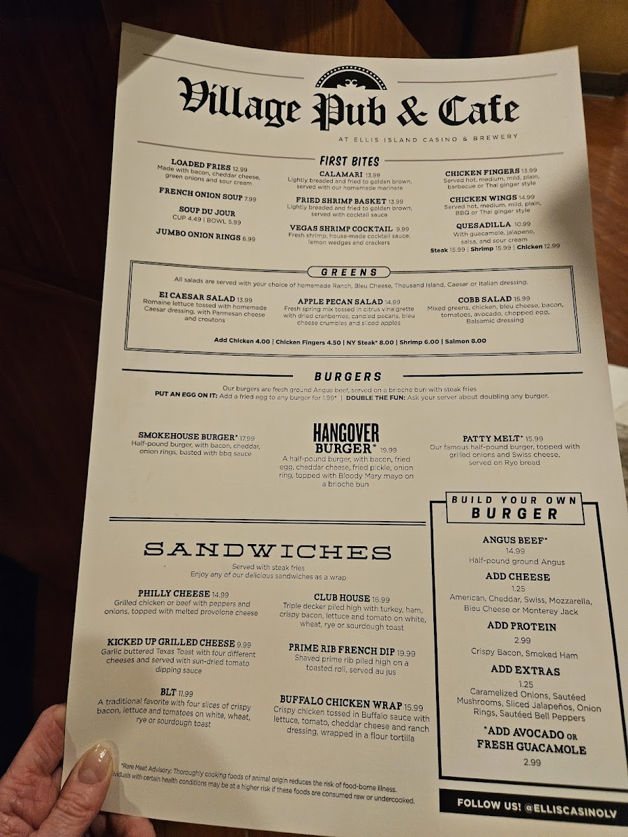 Village Pub & Cafe - 8