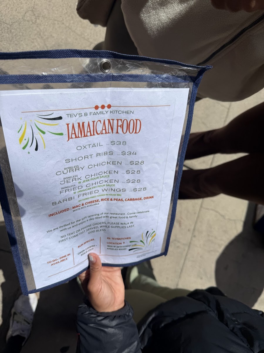 Tev’s & Family Kitchen - 7