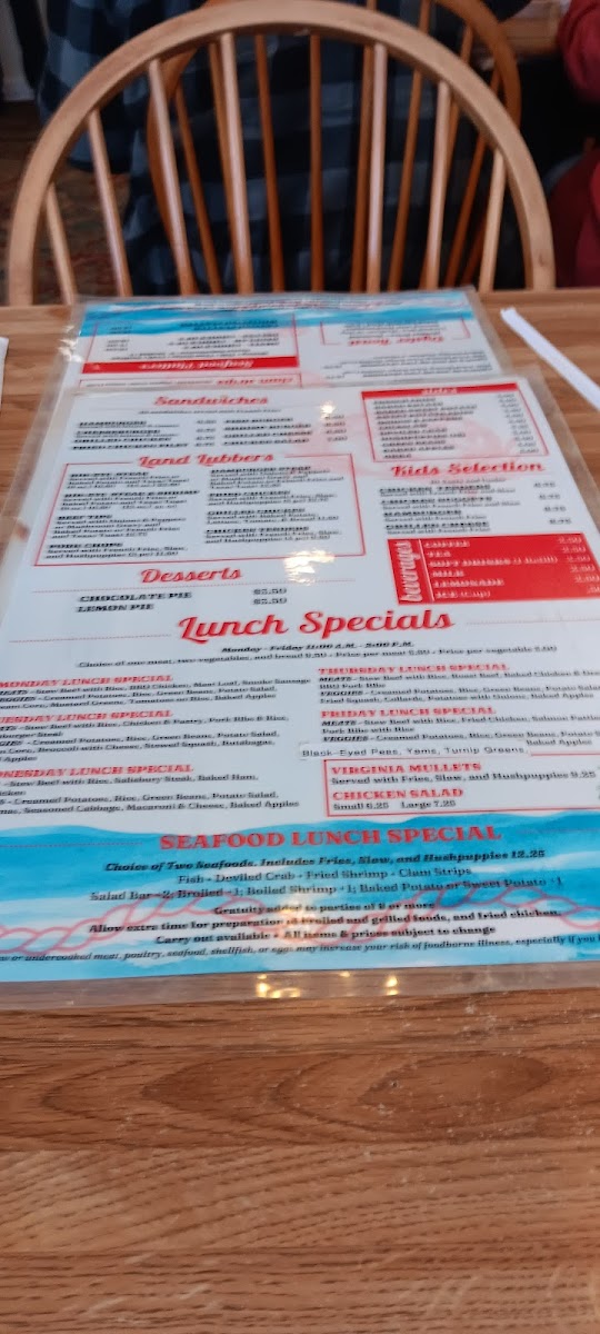 Dale's Seafood of Whiteville - 8