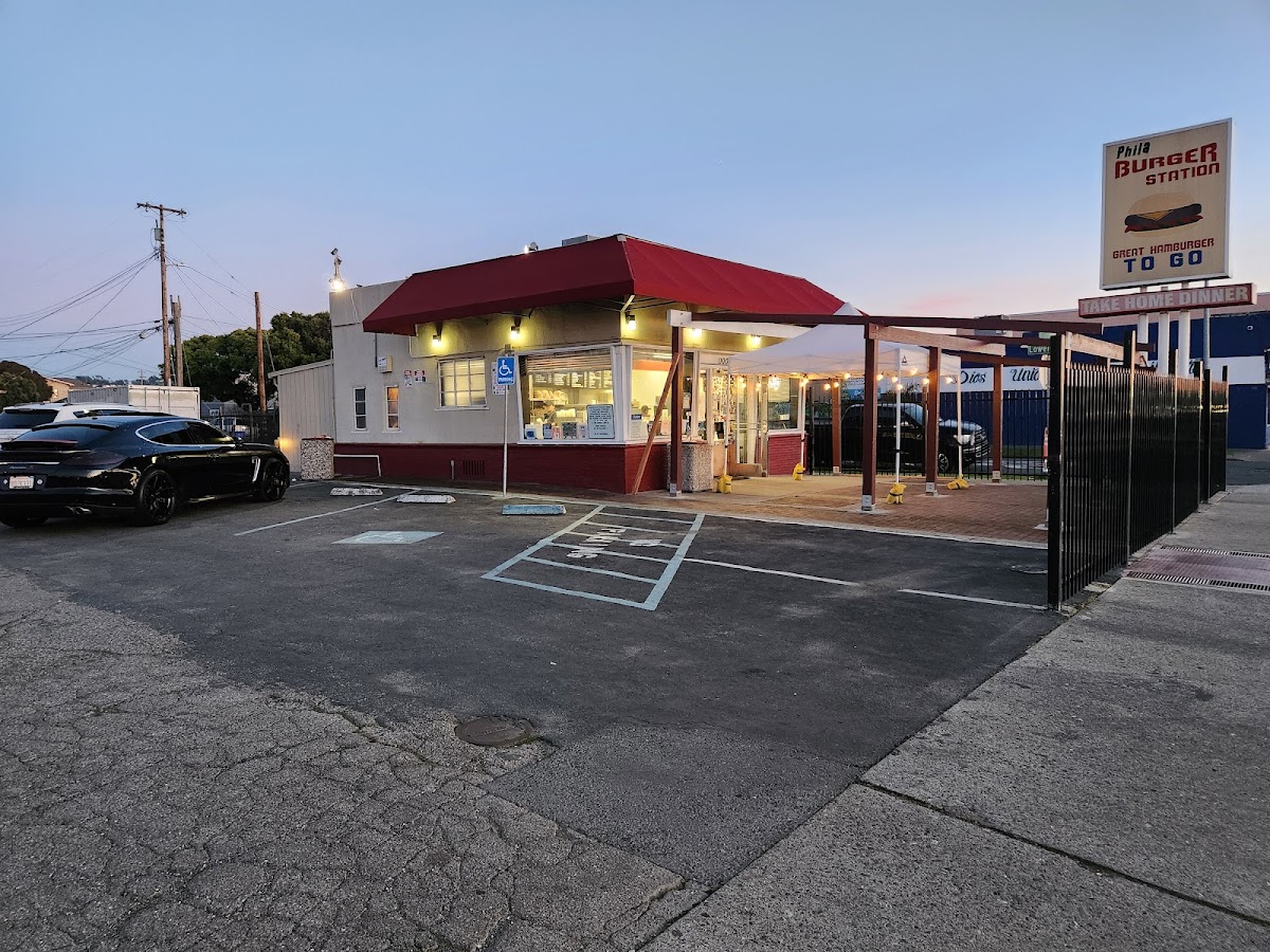 Phila Burger Station