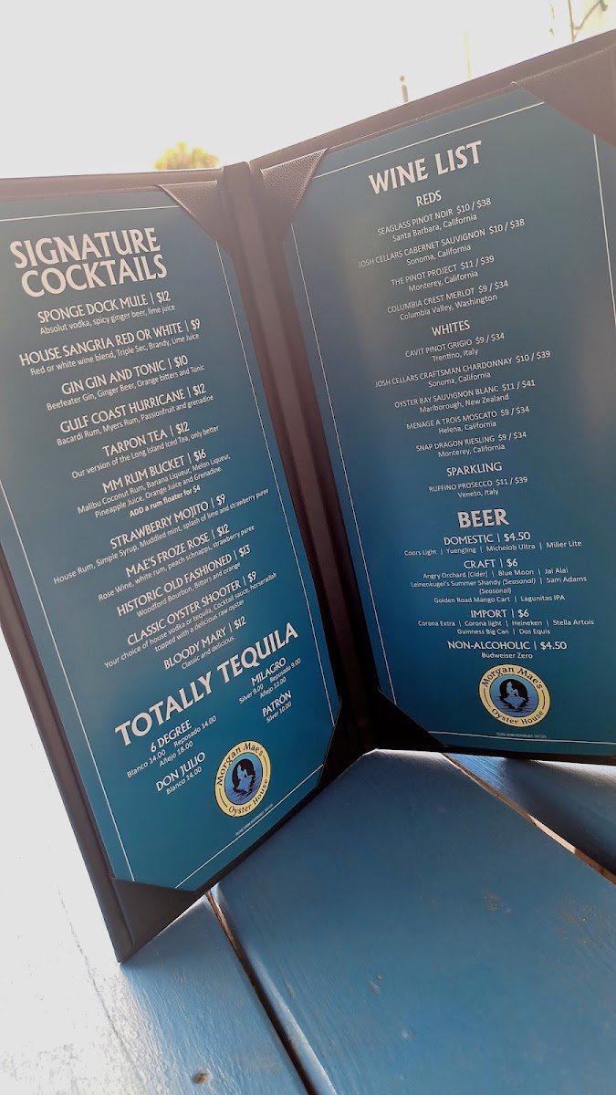 Hidden Anchor Tiki Bar & Grill - 9