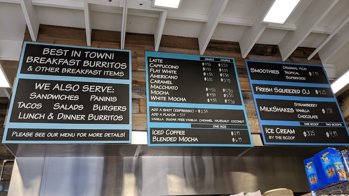 Pacific Point Market & Cafe - 4