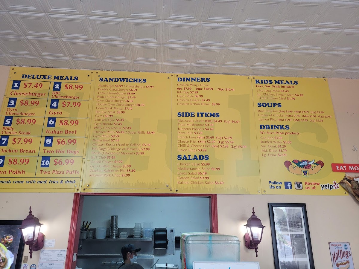 Saul's Chicago Style Grill - 8