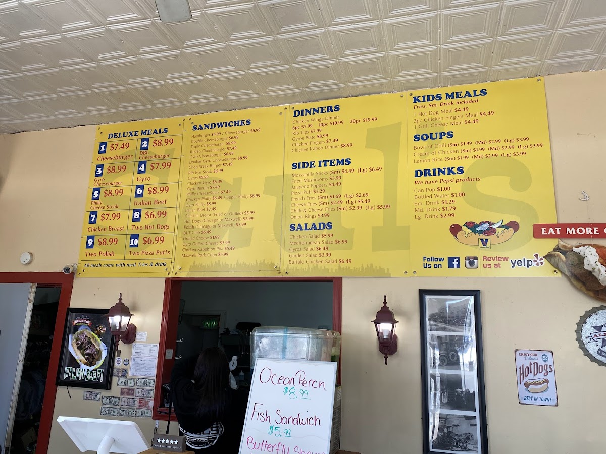 Saul's Chicago Style Grill - 9