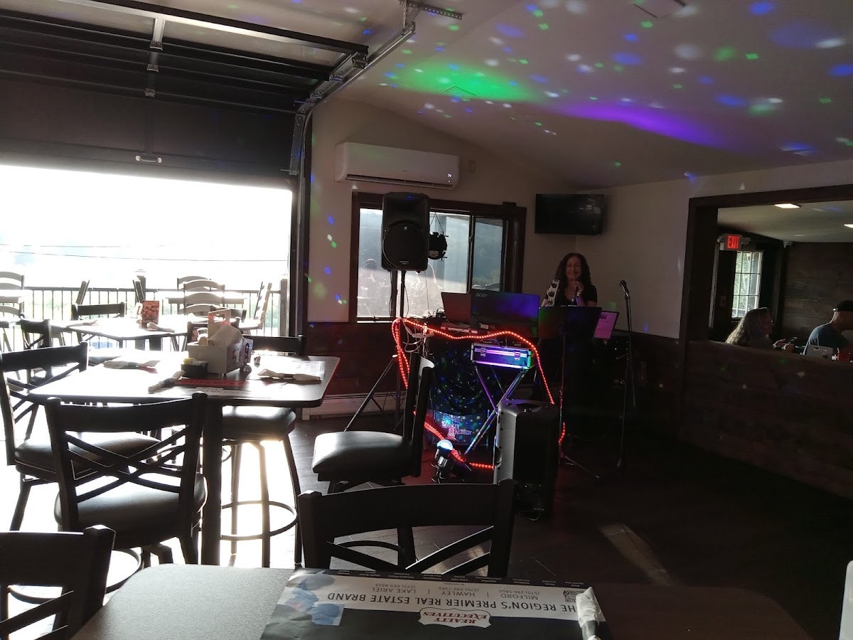 Palermo`s Pizza Restaurant & Bar