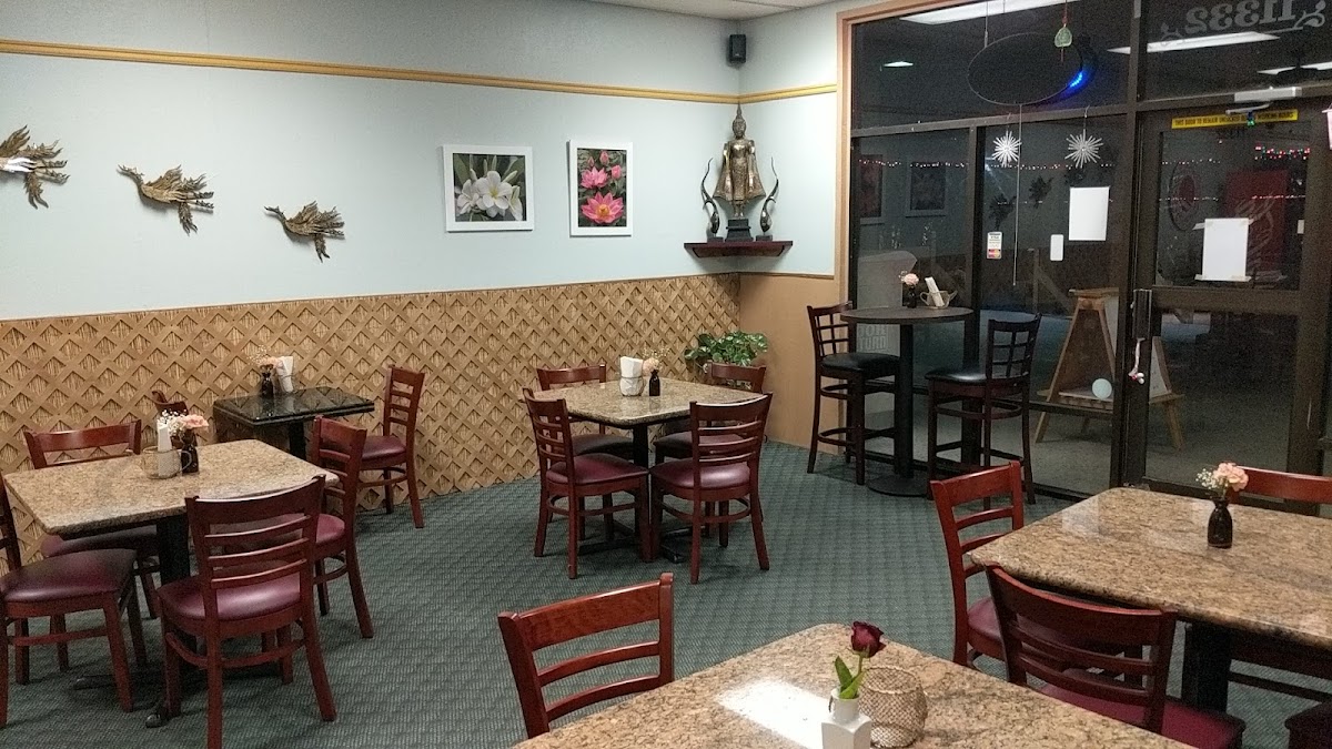 Moi's Thai Café