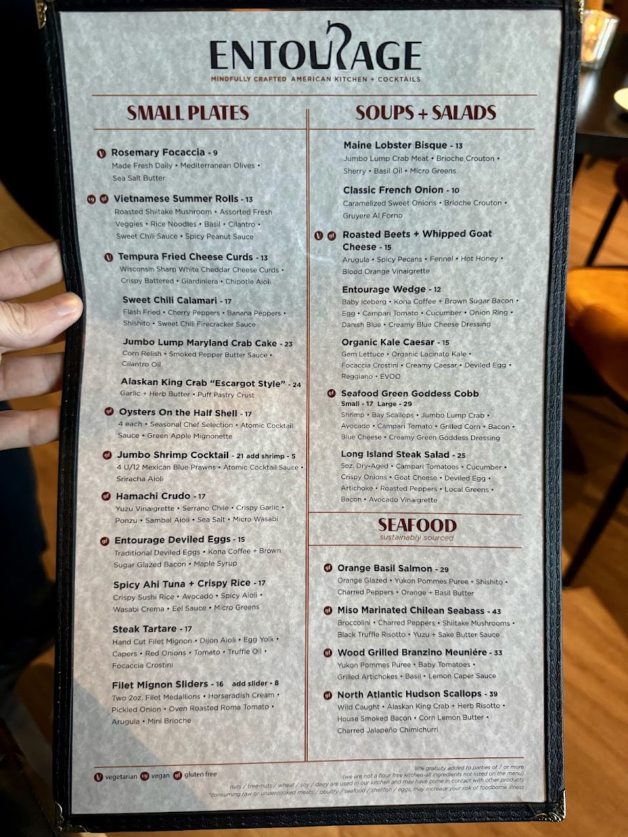 Entourage Naperville - 5