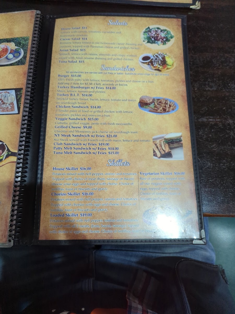 Family Homestyle Cafe - 3