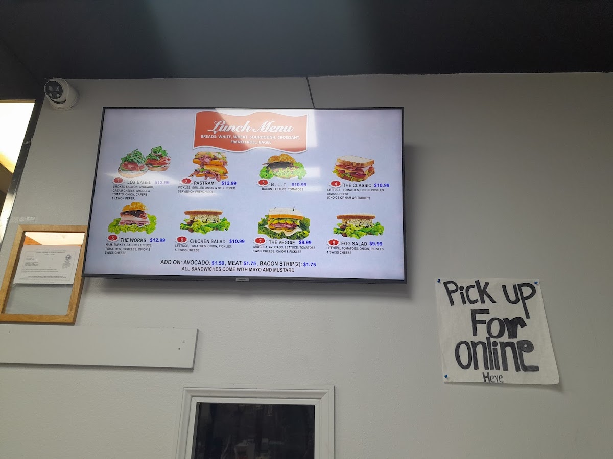 Linda's Coffee House - 10