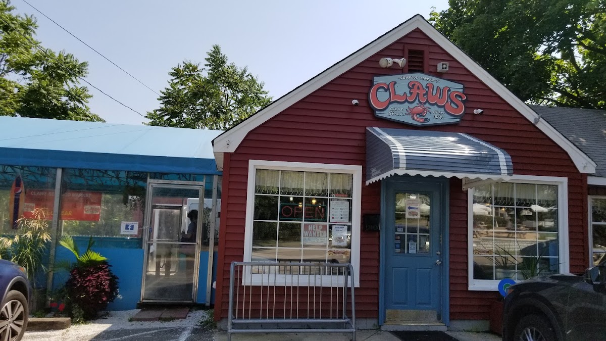 Claws Seafood Market