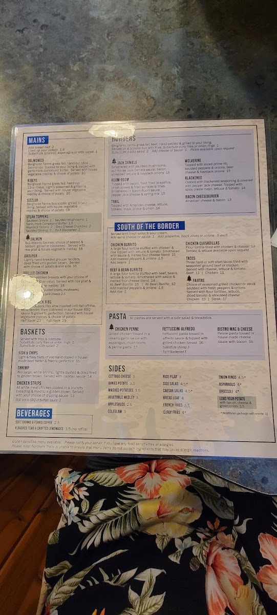 Northern Trails Bar & Grill - 4