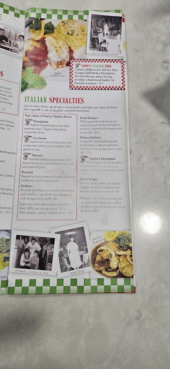 Villa Restaurant and Pizzeria - 3