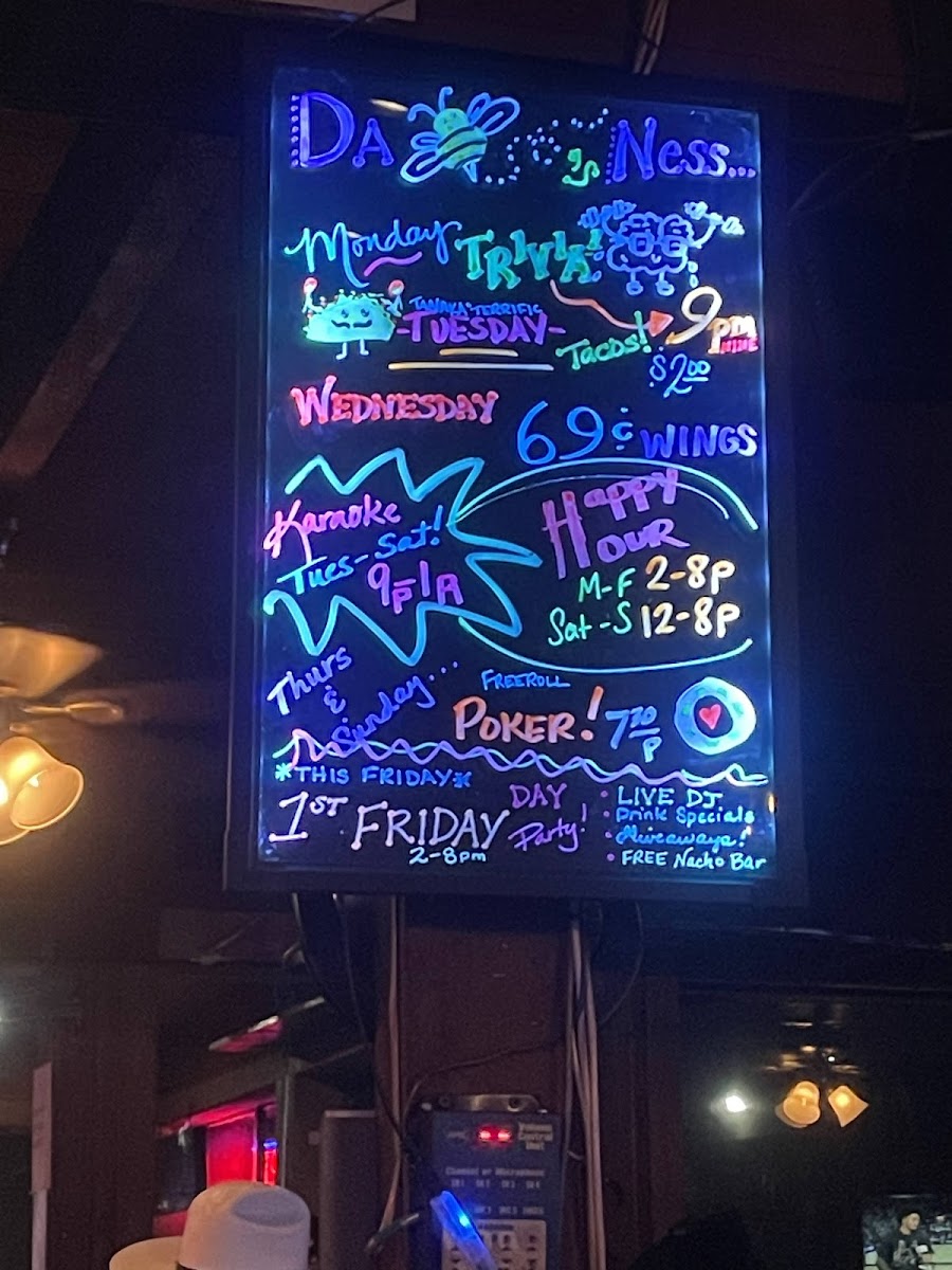 John B's Food & Spirits - 9