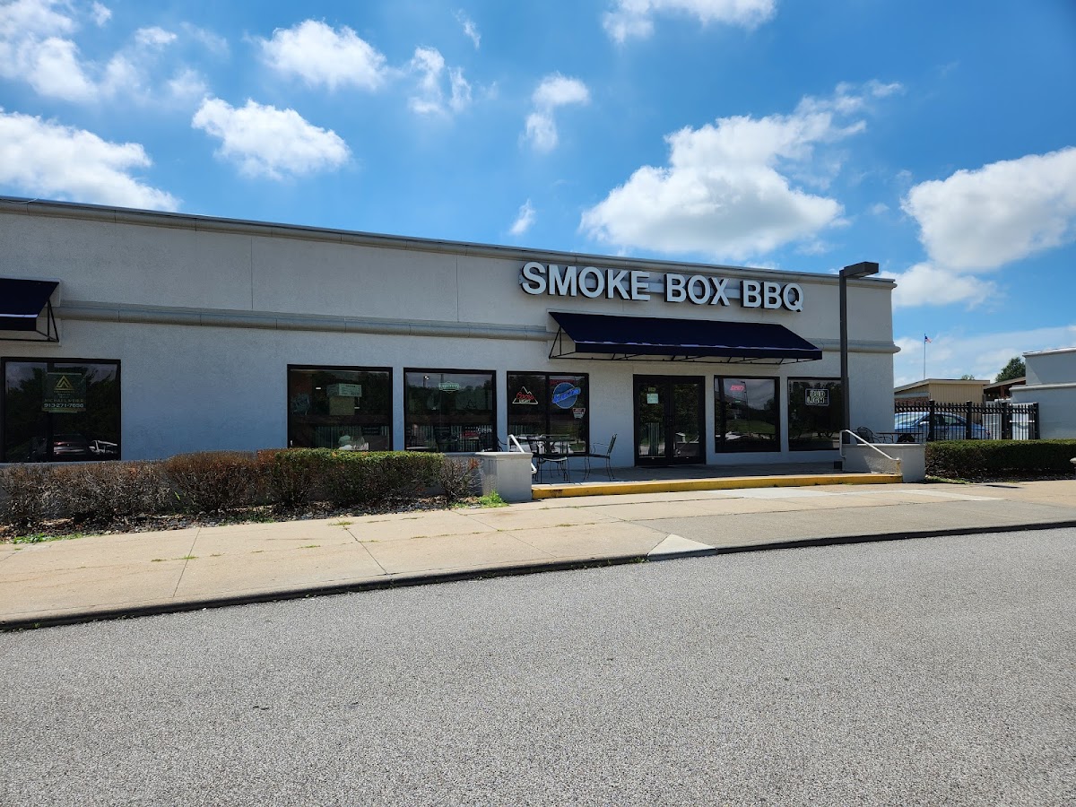 Smokebox BBQ Cafe