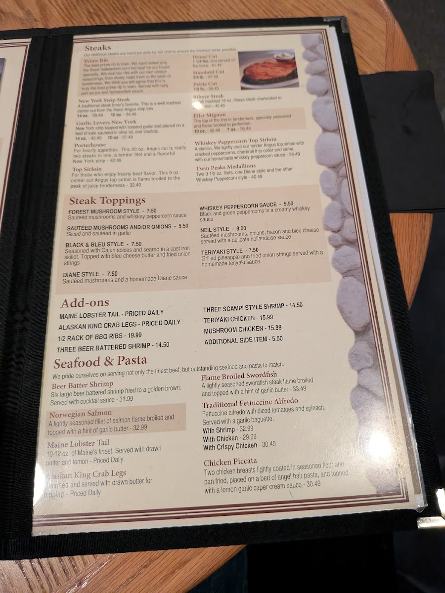 Hungry Hunter Steakhouse - 9