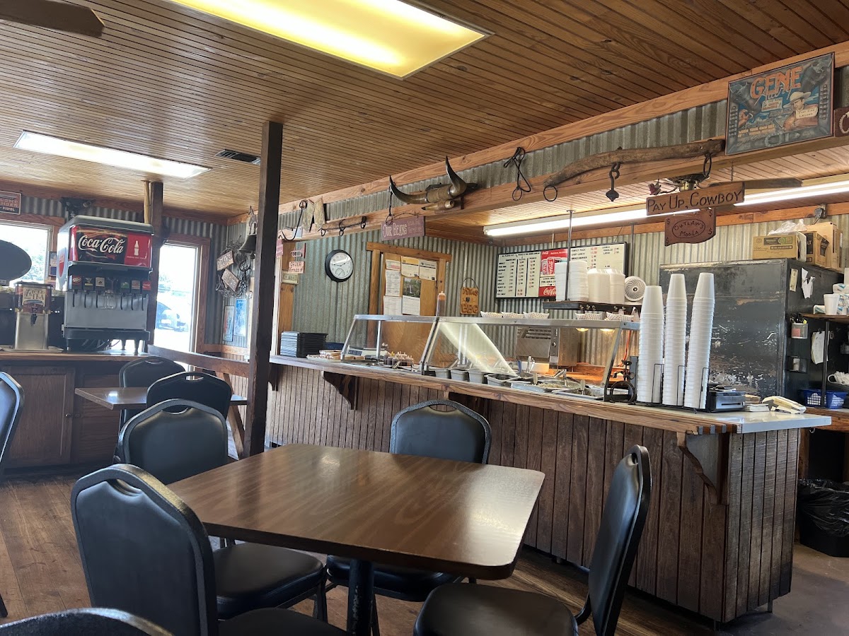 Outlaw's Bar-B-Que
