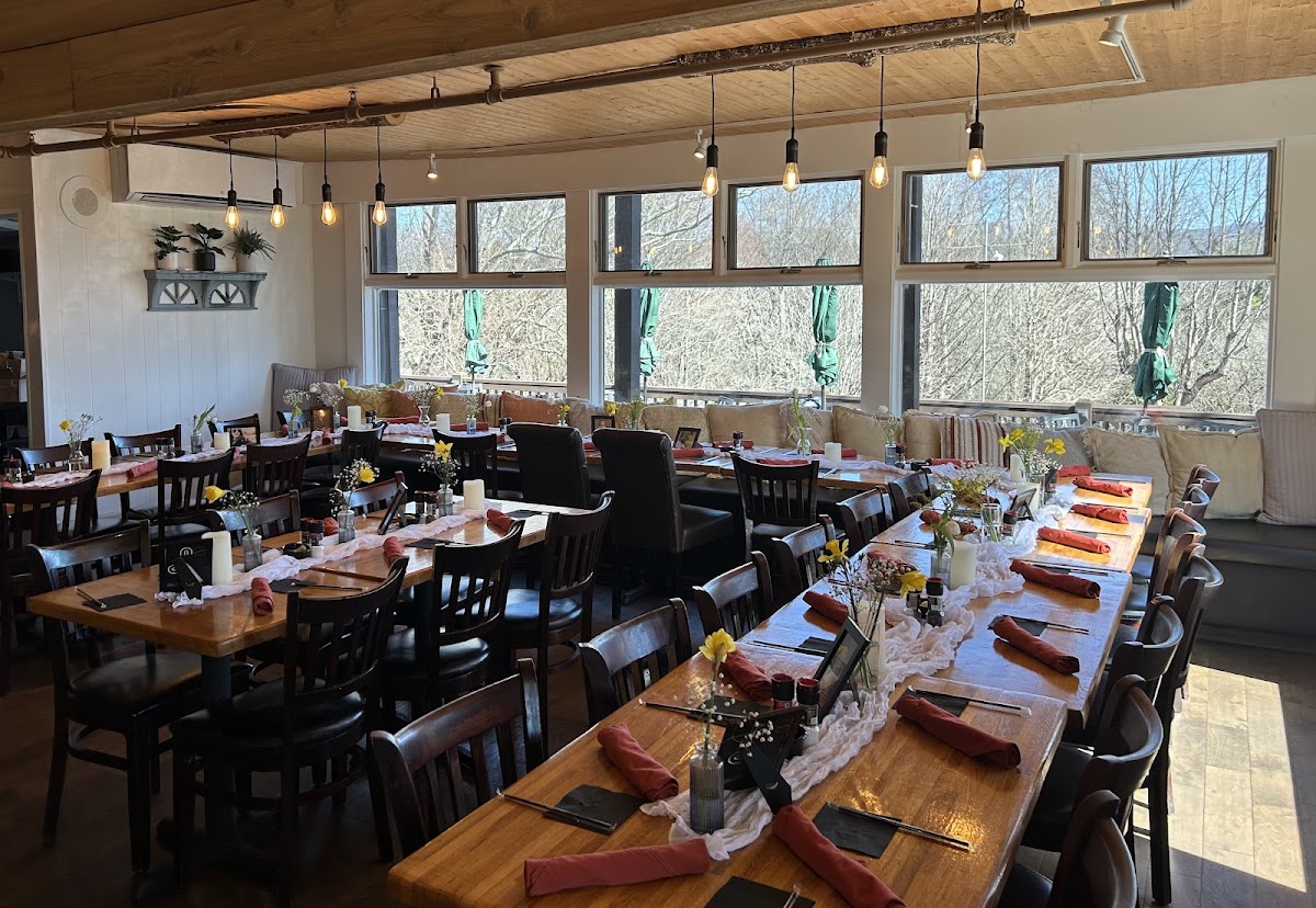 Woodbridge Inn & Tavern