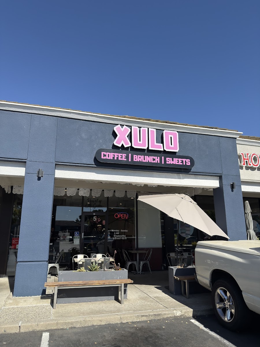 Xulo Coffee Bar