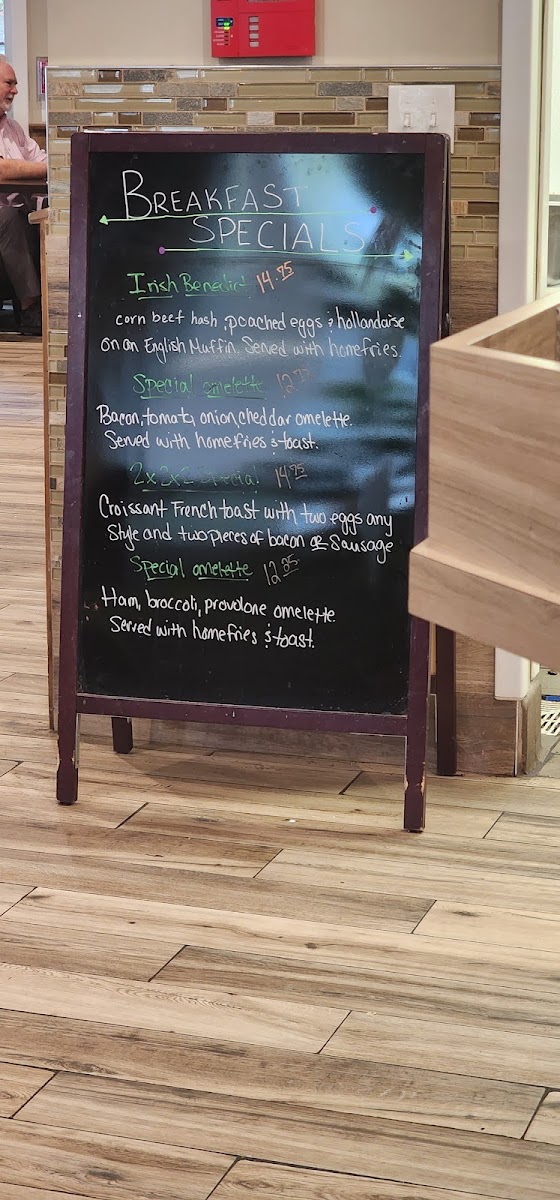 Huxley’s Bookmark Cafe - 7