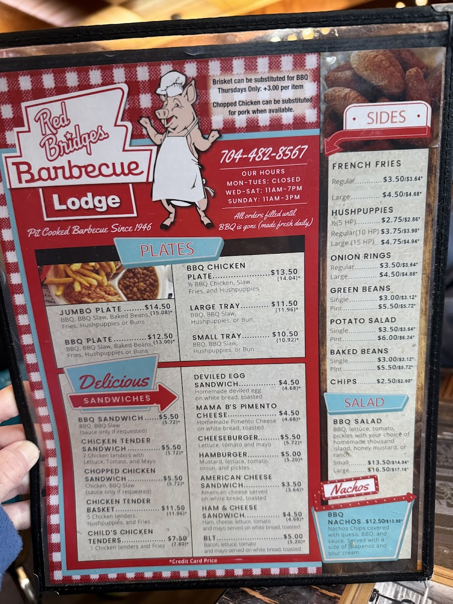 Red Bridges Barbecue Lodge - 6