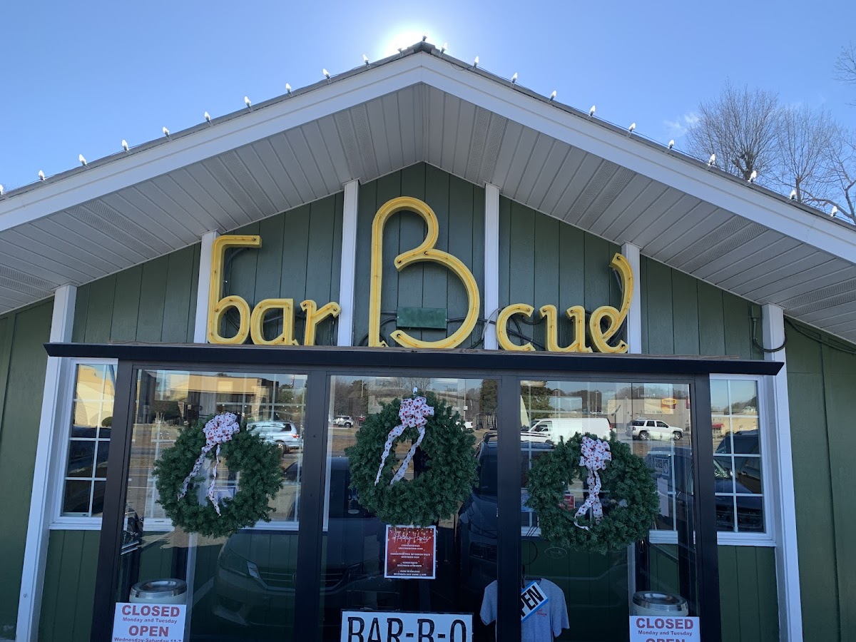 Red Bridges Barbecue Lodge