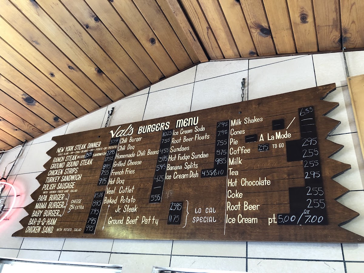 Val's Burgers - 7