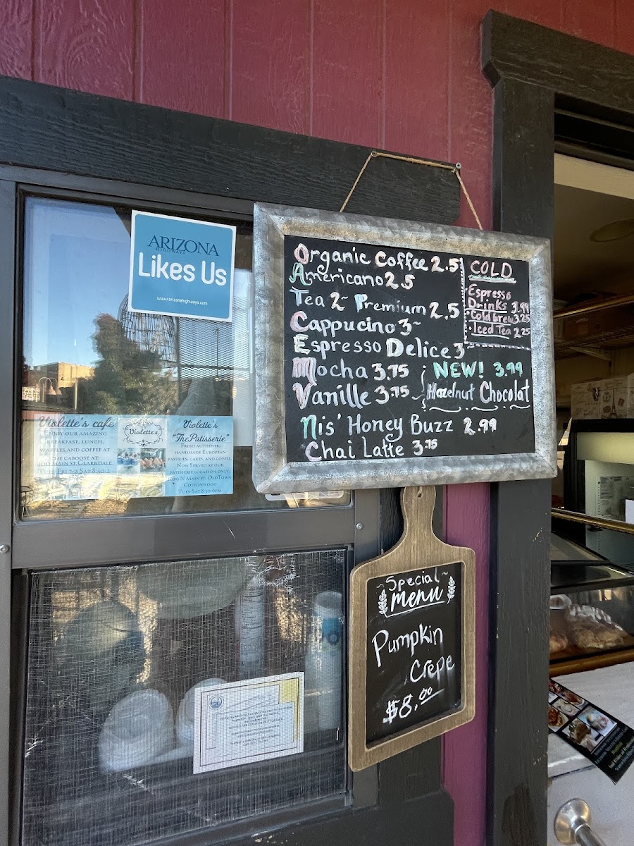 Violette's Bakery Cafe - 3