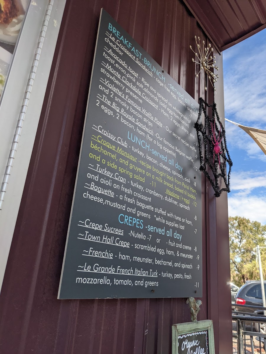 Violette's Bakery Cafe - 7