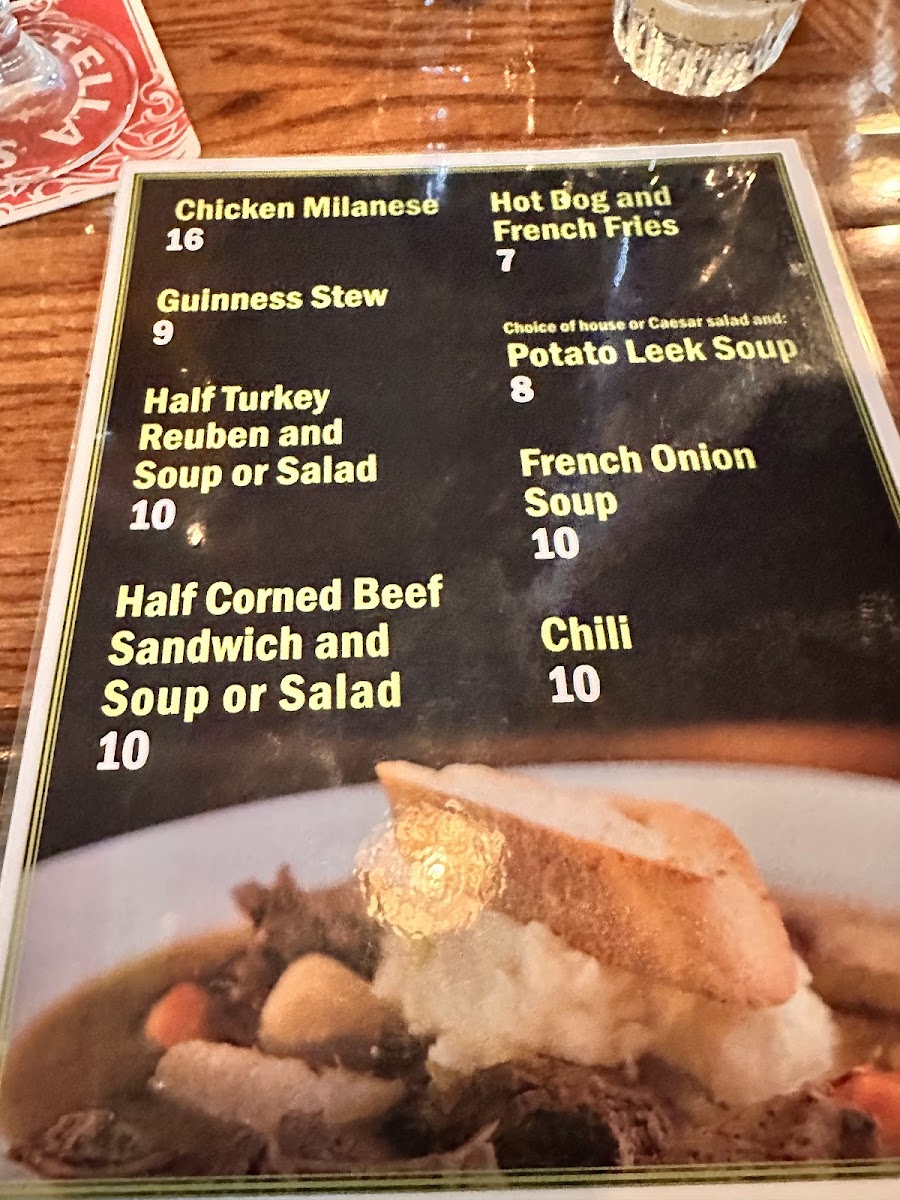 Hailey's Harp & Pub - 4