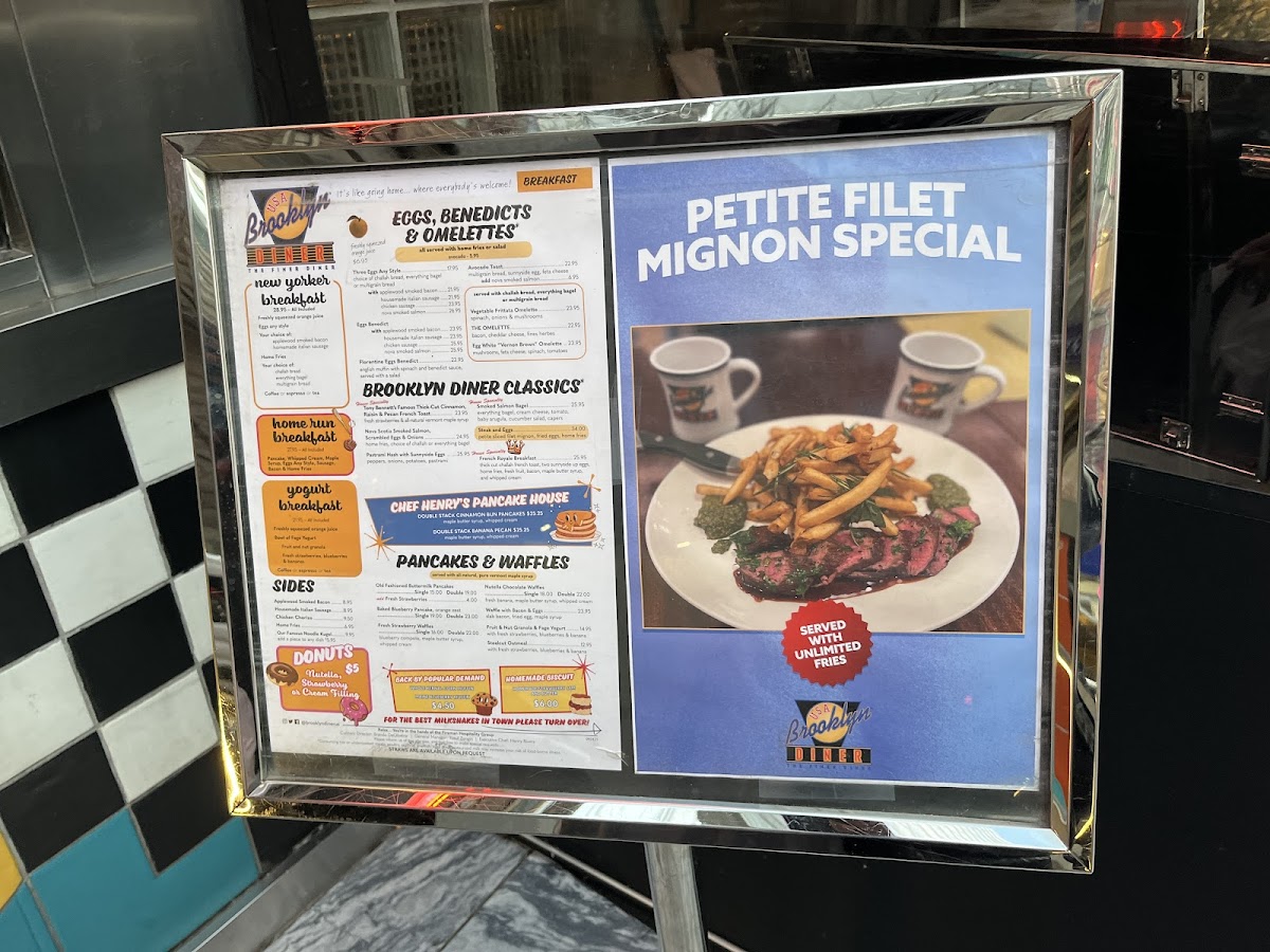 Brooklyn Diner USA - 7