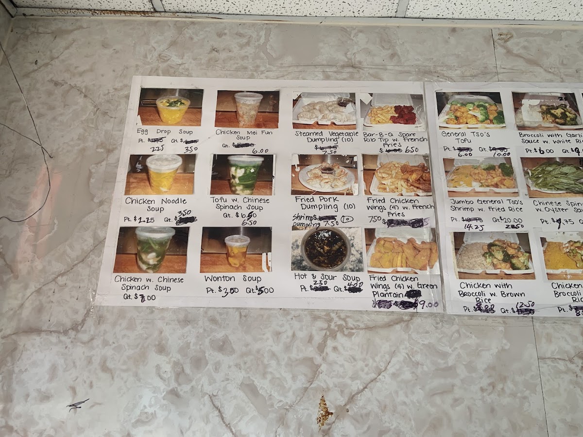 Lucky House Kitchen - 3