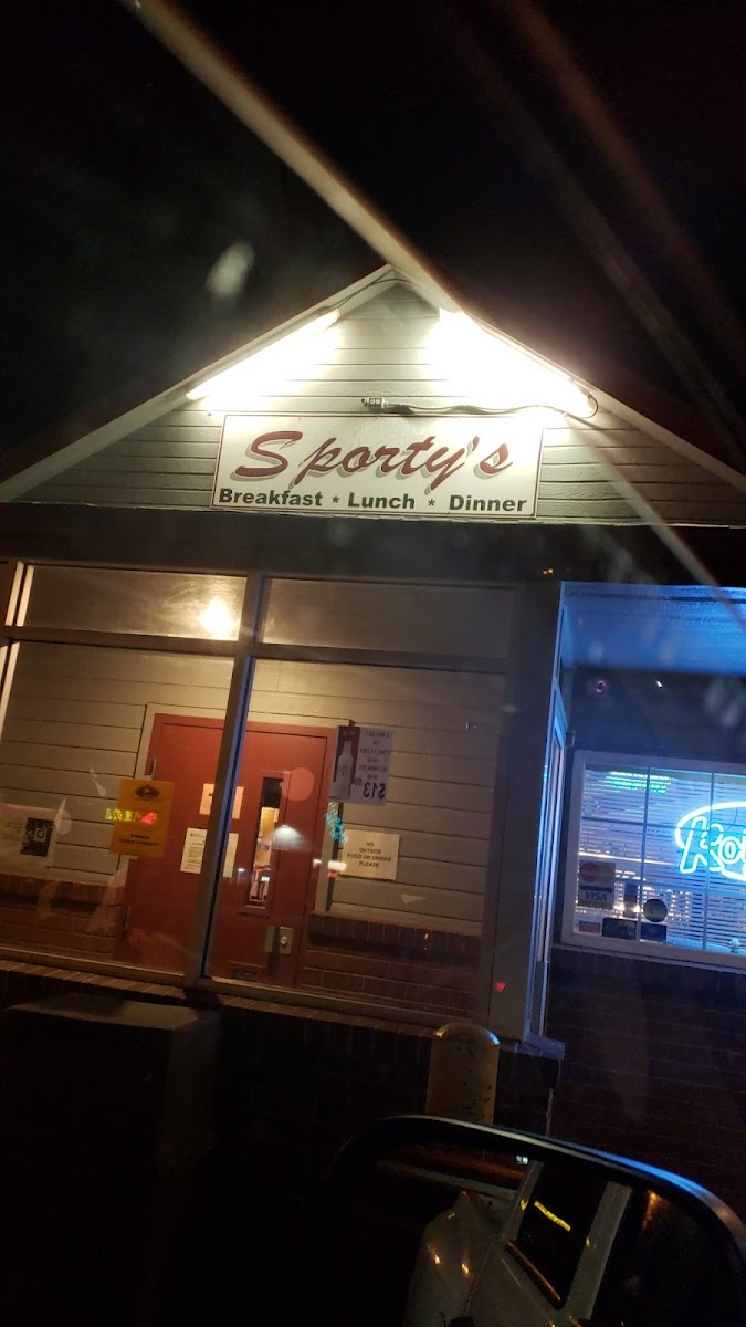 Sporty's Bar & Grill