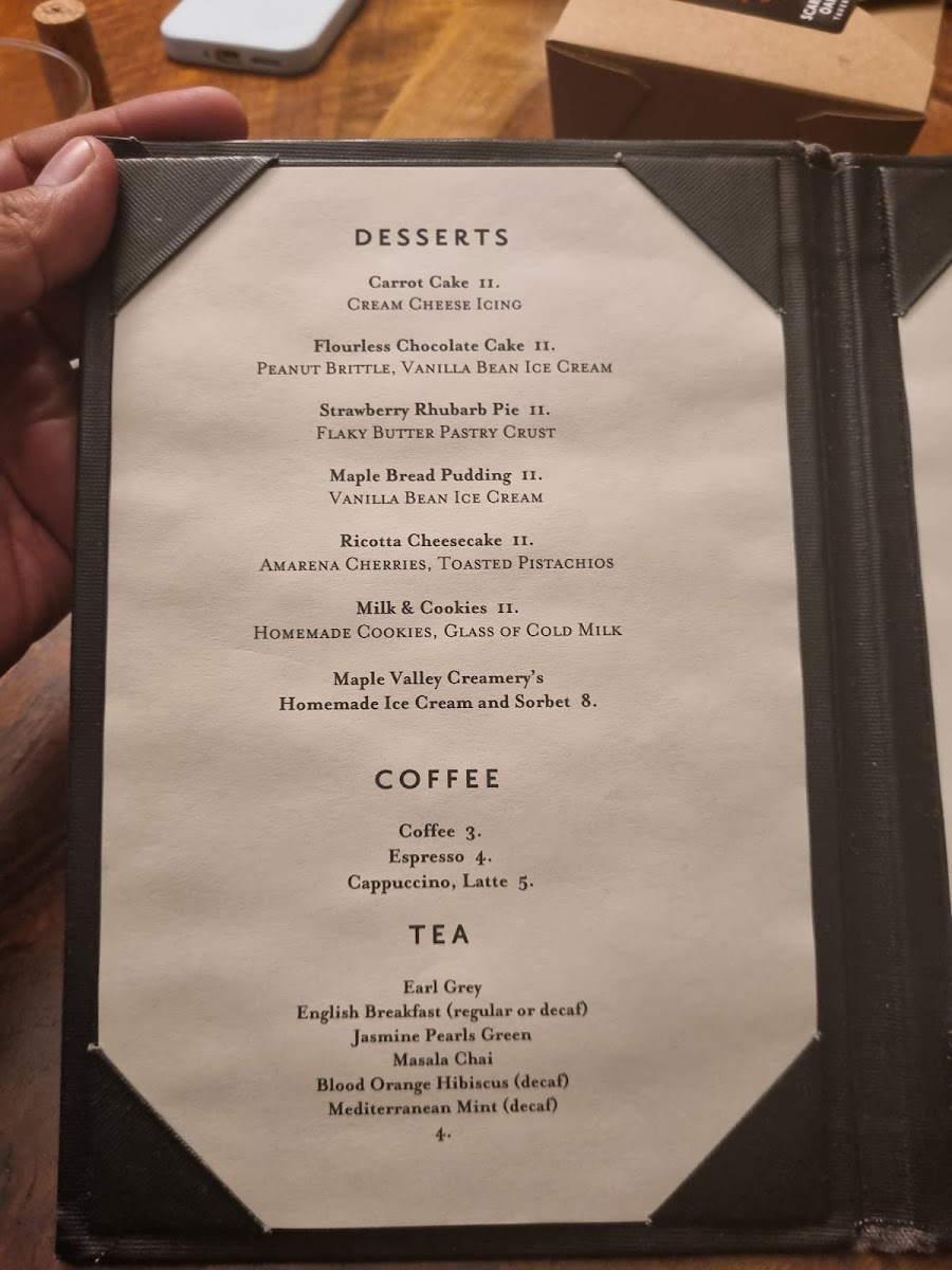 Scarlet Oak Tavern - 9