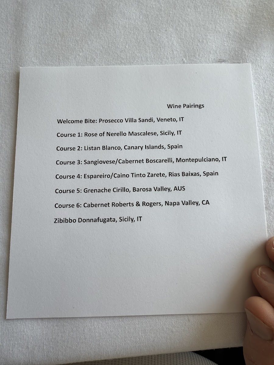 Monarch Restaurant - 8