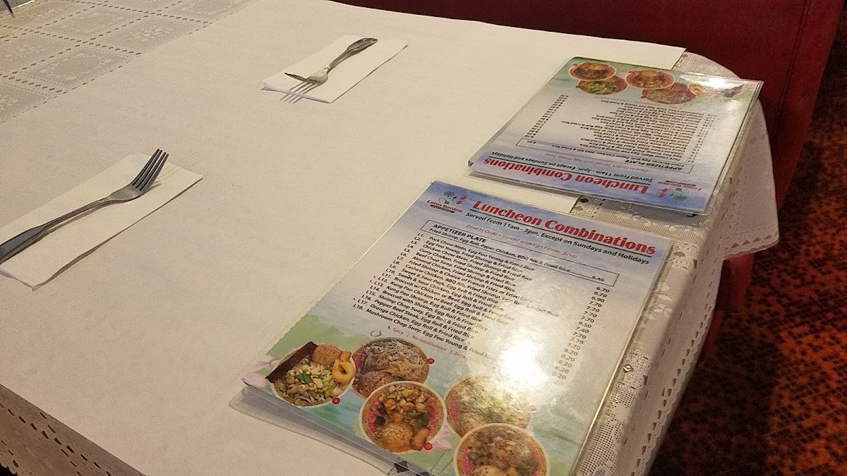 Lotus Garden Restaurant - 4